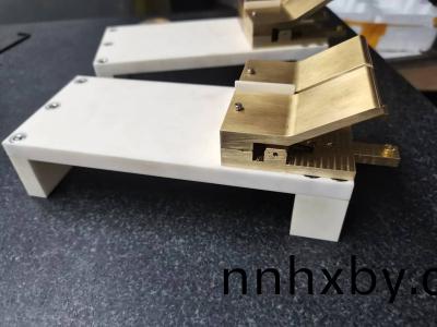 耐(nai)高溫(wen)陶瓷(ci)裌片(pian)